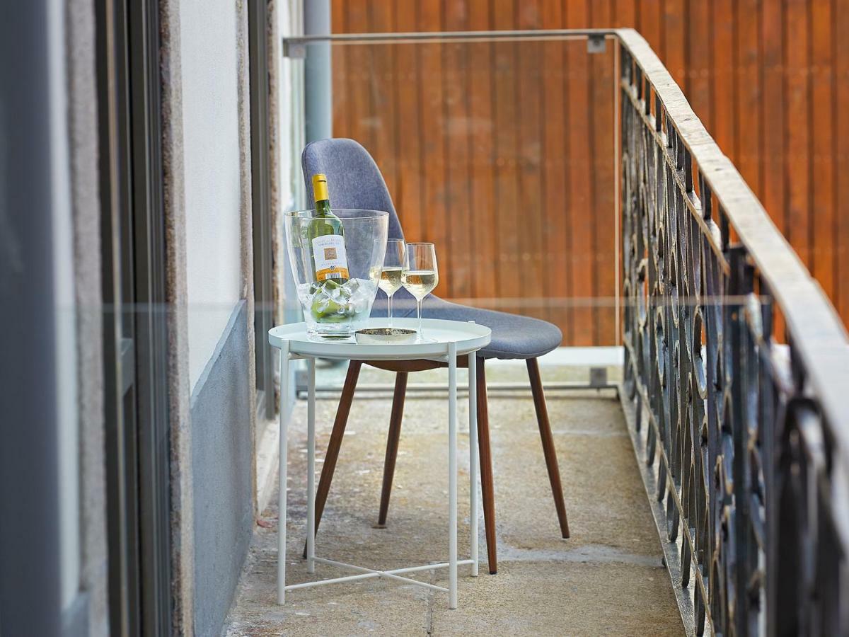 Porto Downtown Lovers Suites: Bombarda 451 Dış mekan fotoğraf